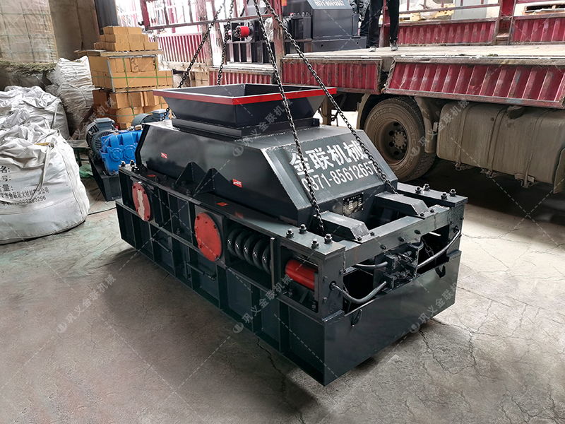對(duì)輥破碎機(jī)破1噸礦石消耗多少電？