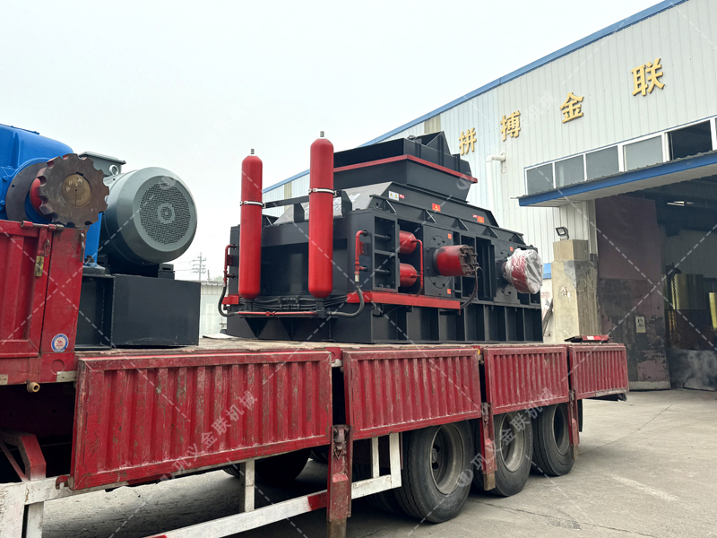 機(jī)制砂品質(zhì)參差不齊？液壓對(duì)輥制砂機(jī)如何實(shí)現(xiàn)高品質(zhì)細(xì)砂生產(chǎn)？